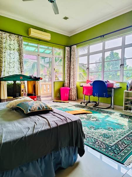 Bungalow for Sale in Country Heights (Kajang) - Rafedah Binti Abdul Aziz - Bedroom - PropertyGuru.com.my