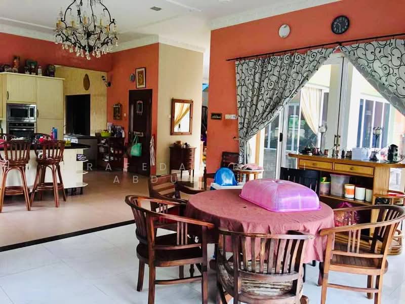 Bungalow for Sale in Country Heights (Kajang) - Rafedah Binti Abdul Aziz - Kitchen - PropertyGuru.com.my