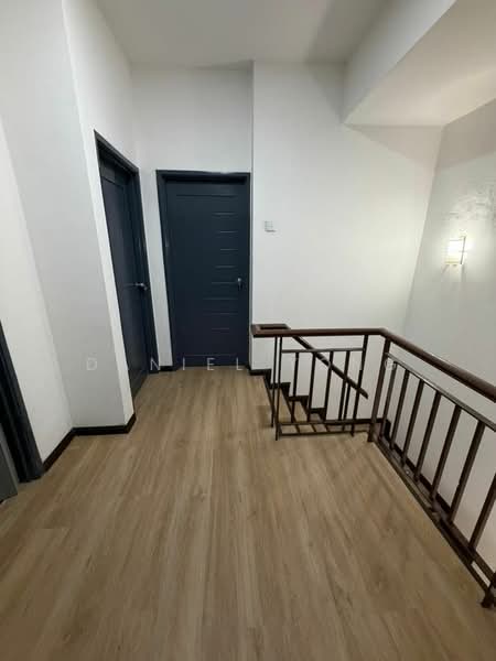 Townhouse for Sale in Taman Tampoi Indah (Tampoi) - Daniel Yong - Corridor - PropertyGuru.com.my