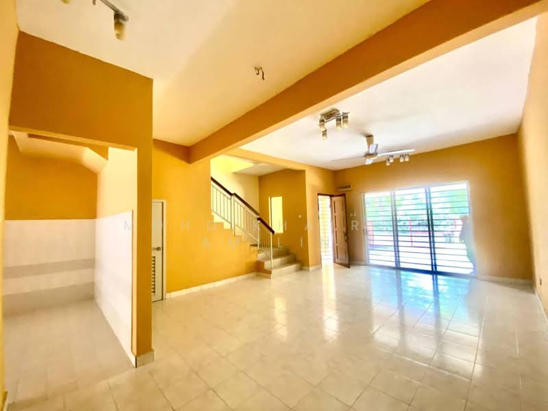 Taman Universiti untuk Untuk Dijual - RM 485,000, Feb 2026 - Living Room - PropertyGuru.com.my