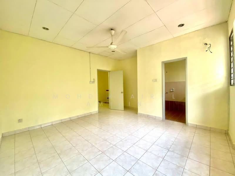 Taman Universiti untuk Untuk Dijual - RM 485,000, Feb 2026 - Living Room - PropertyGuru.com.my