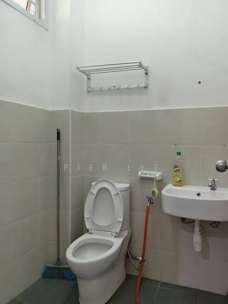 Meridin East untuk Untuk Disewa - RM 1,950 /bulan, Feb 2026 - Bathroom - PropertyGuru.com.my