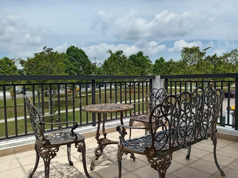 Meridin East untuk Untuk Disewa - RM 1,950 /bulan, Feb 2026 - Balcony - PropertyGuru.com.my