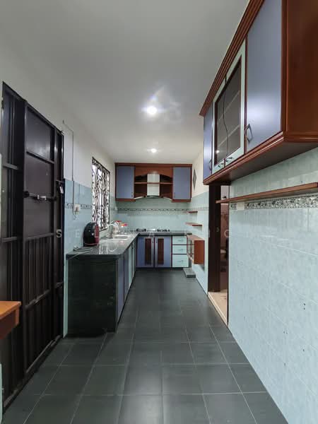 1.5-storey Terraced House for Sale in Bayan Baru (Penang) - Selina Khoo - Kitchen - PropertyGuru.com.my