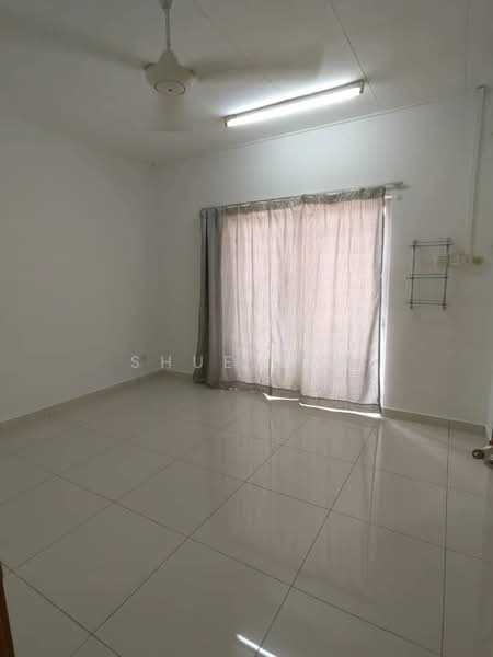 2-storey Terraced House for Rent in Setia Alam (Selangor) - Shue Tan - Living Room - PropertyGuru.com.my