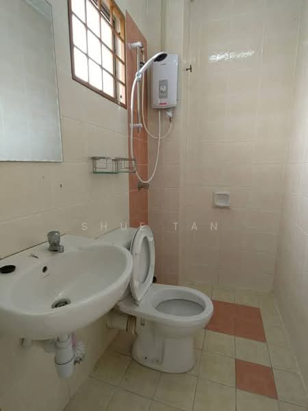 2-storey Terraced House for Rent in Setia Alam (Selangor) - Shue Tan - Bathroom - PropertyGuru.com.my