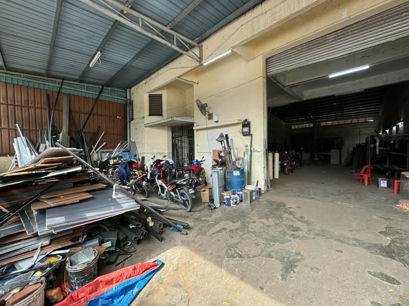 Terrace Factory for Rent in Taman Perindustrian Cemerlang (Ulu Tiram) - Shilee . - Exterior - PropertyGuru.com.my
