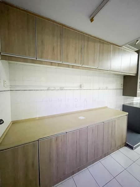 1-storey Terraced House for Sale in Klang (Selangor) - JUMIDAH (JUE) - Kitchen - PropertyGuru.com.my