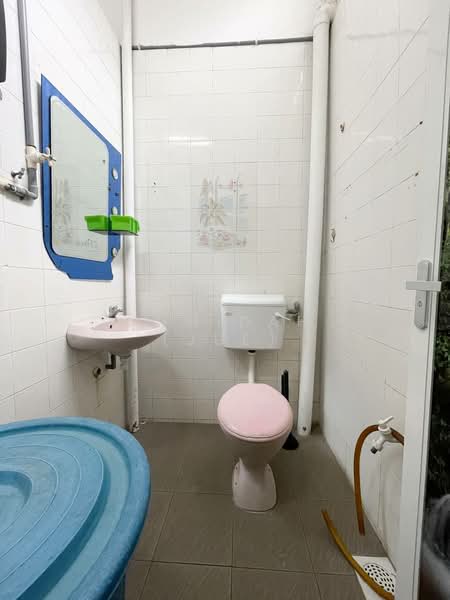 1-storey Terraced House for Sale in Klang (Selangor) - JUMIDAH (JUE) - Bathroom - PropertyGuru.com.my