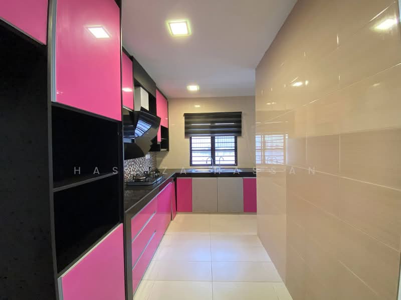 2-storey Terraced House for Sale in Kajang (Selangor) - Hasliza Hassan - Kitchen - PropertyGuru.com.my