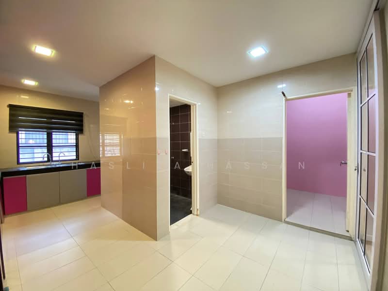 2-storey Terraced House for Sale in Kajang (Selangor) - Hasliza Hassan - Kitchen - PropertyGuru.com.my