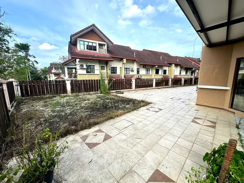 2.5-storey Terraced House for Sale in Putrajaya (Putrajaya) - Mohd Faizal - Exterior - PropertyGuru.com.my