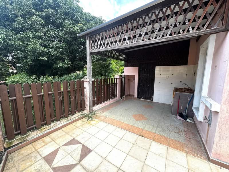 2.5-storey Terraced House for Sale in Putrajaya (Putrajaya) - Mohd Faizal - Exterior - PropertyGuru.com.my