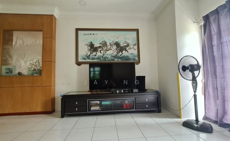 Semi-Detached House for Sale in Seri Kembangan (Selangor) - Jay Ng - Living Room - PropertyGuru.com.my