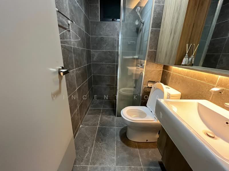 Service Residence for Rent at Suasana @ Utropolis - Vincent Koay - Bathroom - PropertyGuru.com.my