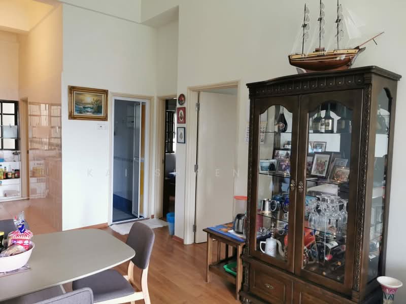 Pangsapuri untuk Dijual di Mawar Apartment - Kai Shwen Lai - Dining Room - PropertyGuru.com.my