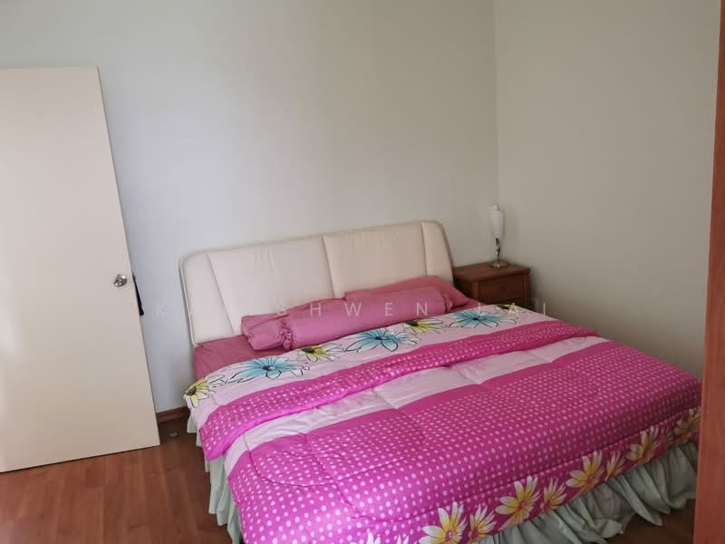 Pangsapuri untuk Dijual di Mawar Apartment - Kai Shwen Lai - Bedroom - PropertyGuru.com.my