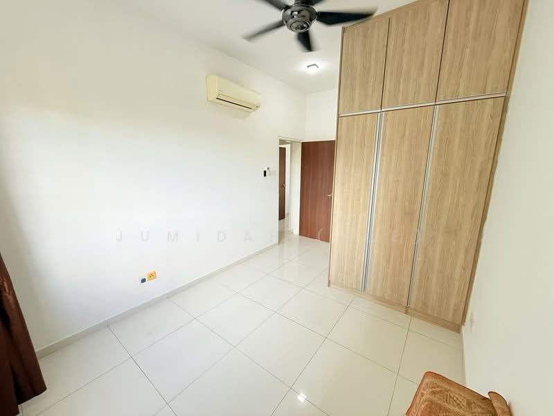 Service Residence for Sale at Seasons Garden Residences - JUMIDAH (JUE) - Bedroom - PropertyGuru.com.my