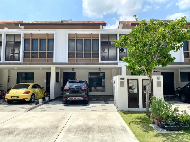 2-storey Terraced House for Sale in Sepang (Selangor) - Azizah Hasan - Exterior - PropertyGuru.com.my