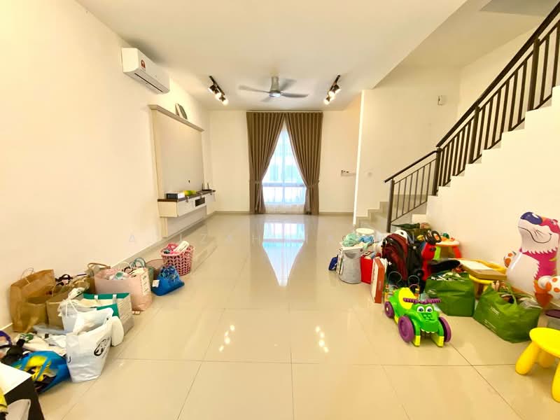2-storey Terraced House for Sale in Sepang (Selangor) - Azizah Hasan - Living Room - PropertyGuru.com.my