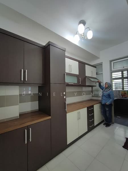 2-storey Terraced House for Sale in Setia Tropika (Johor Bahru) - Daniel Yong - Kitchen - PropertyGuru.com.my