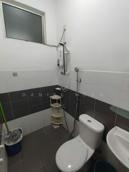 2-storey Terraced House for Sale in Setia Tropika (Johor Bahru) - Daniel Yong - Bathroom - PropertyGuru.com.my