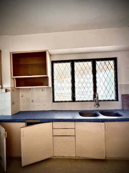 Condominium for Sale at The Reef Condominium - Susan Chia - Kitchen - PropertyGuru.com.my