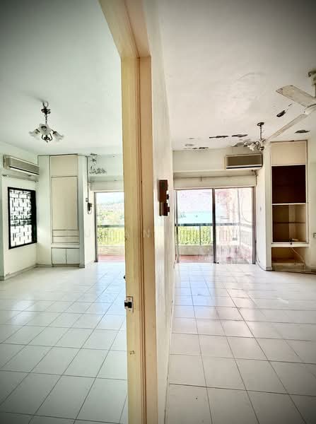 Condominium for Sale at The Reef Condominium - Susan Chia - Living Room - PropertyGuru.com.my