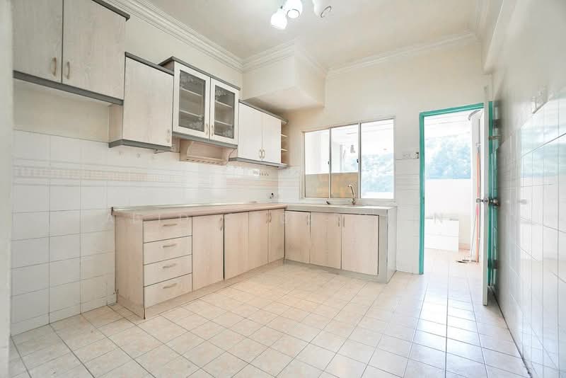Lojing Heights 1 untuk Untuk Dijual - RM 550,000, Feb 2026 - Kitchen - PropertyGuru.com.my