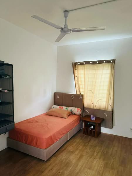 2-storey Terraced House for Rent in Dengkil (Selangor) - Eryna Sairy - Bedroom - PropertyGuru.com.my