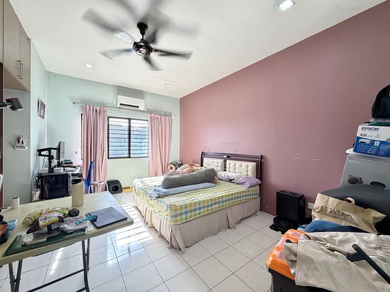2-storey Terraced House for Sale in Taman Desa Bukit Cahaya (Cheras) - Max Lee - Bedroom - PropertyGuru.com.my