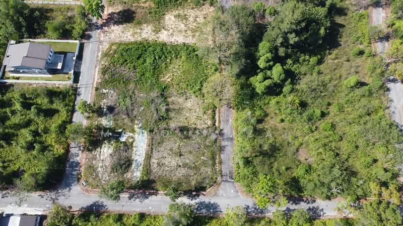 Bungalow Lot 8,000sft Bandar Bukit Mahkota Seksyen 9 Bangi untuk Untuk Dijual - RM 400,000, Feb 2026 - Exterior - PropertyGuru.com.my