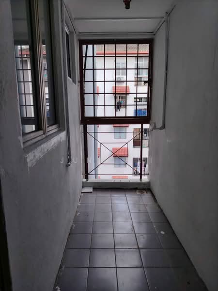 Permai @ USJ 1 (Coral Court) untuk Untuk Dijual - RM 228,000, Feb 2026 - Balcony - PropertyGuru.com.my