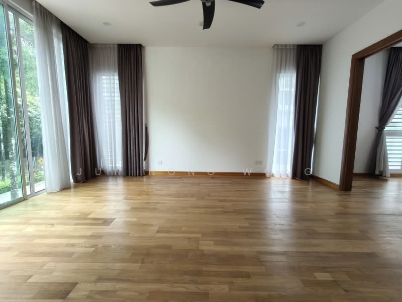 Rumah Berkembar untuk Dijual di Petaling Jaya (Selangor) - Jun Hong Wong - First Floor Master Room 2 - PropertyGuru.com.my