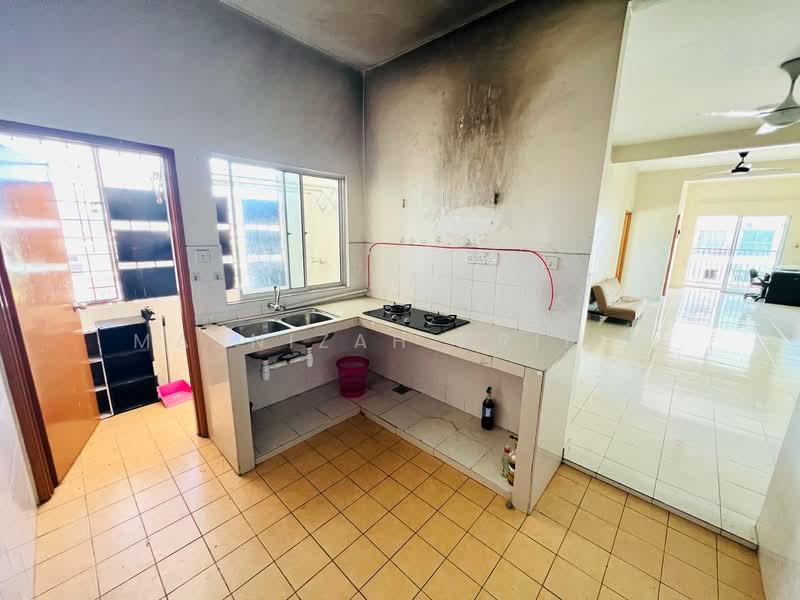 Green Villa untuk Untuk Dijual - RM 290,000, Feb 2026 - Kitchen - PropertyGuru.com.my