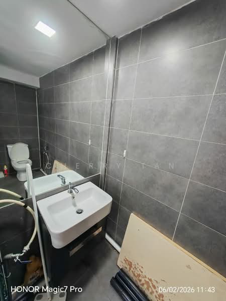 Empire Damansara (Empire SOHO 2) untuk Untuk Disewa - RM 1,400 /bulan, Feb 2026 - Bathroom - PropertyGuru.com.my