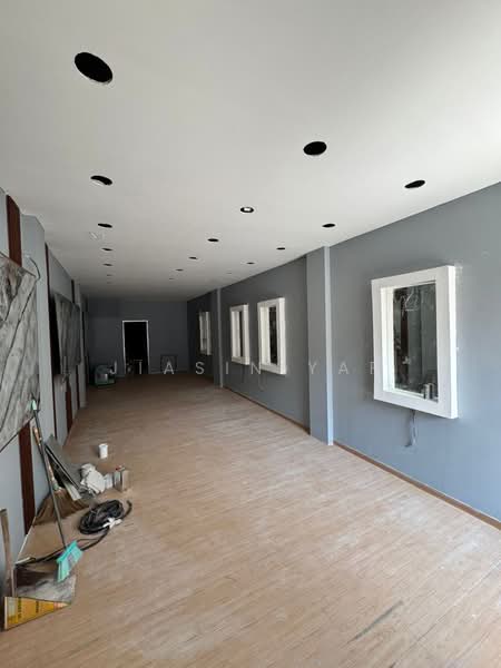 2.5 Storey Commercial Shop House For Rent @ Off Jalan Presgrave, George Town untuk Untuk Disewa - RM 6,500 /bulan, Feb 2026 - Interior - PropertyGuru.com.my