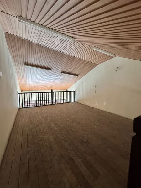 2.5 Storey Commercial Shop House For Rent @ Off Jalan Presgrave, George Town untuk Untuk Disewa - RM 6,500 /bulan, Feb 2026 - Interior - PropertyGuru.com.my