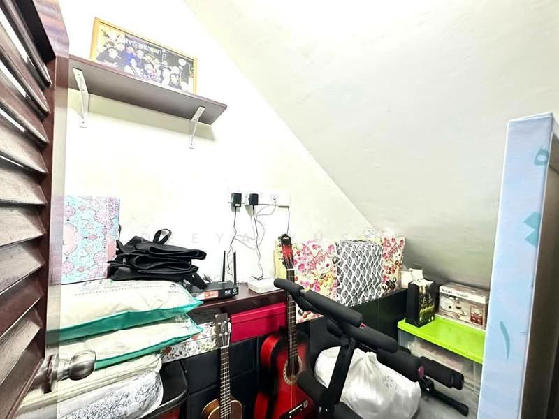 Townhouse for Sale in Labu (Negeri Sembilan) - Deeya Yusof - Interior - PropertyGuru.com.my