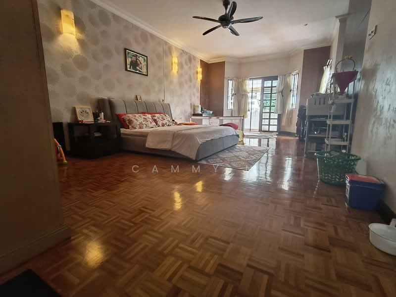 Semi-Detached House for Sale in Jalan Ipoh (Kuala Lumpur) - Cammy N - Bedroom - PropertyGuru.com.my