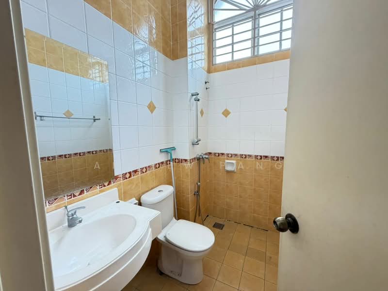 2-storey Terraced House for Sale in Puchong (Selangor) - Andrew Pang - Bathroom - PropertyGuru.com.my