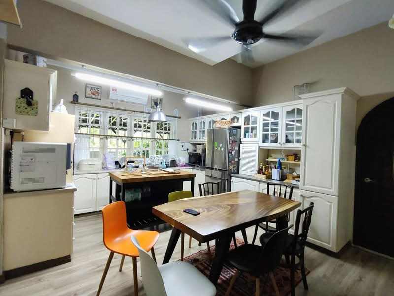 Cheapest 2 Storey Bungalow @ SS12, Subang Jaya untuk Untuk Dijual - RM 1,900,000, Feb 2026 - Kitchen - PropertyGuru.com.my