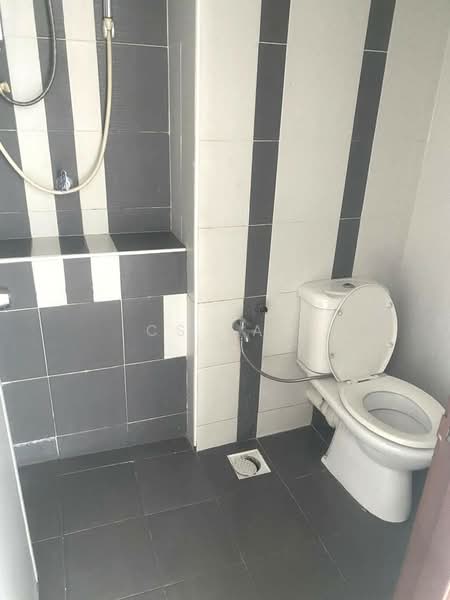 Service Residence for Rent at D'Ambience Residences (Pangsapuri Ikatan Flora) - CS Tan - Bathroom - PropertyGuru.com.my