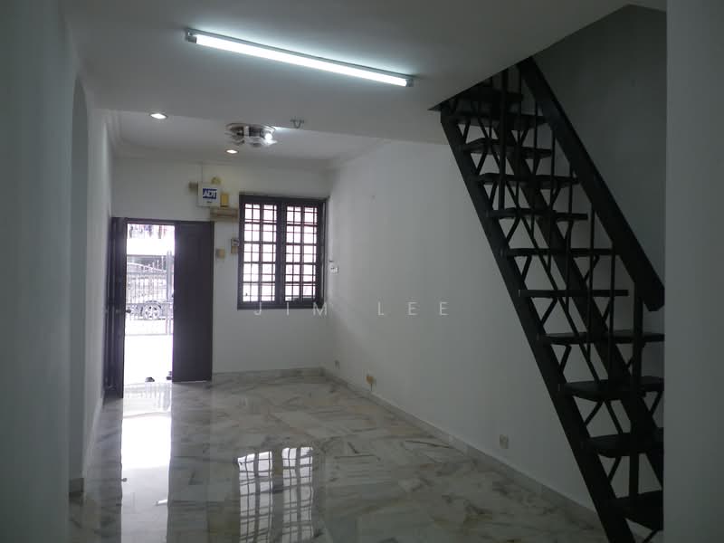 1.5-storey Terraced House for Sale in Taman Bukit Desa (Kepong) - Jim Lee - Living - PropertyGuru.com.my