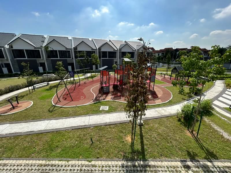 Terraced House for Sale in Bukit Jelutong (Shah Alam) - R Azlin - Exterior - PropertyGuru.com.my