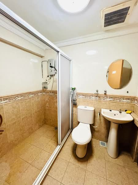 3-storey Terraced House for Sale in Bukit Antarabangsa (Ulu Kelang) - Masnizah Arifin - Bathroom - PropertyGuru.com.my