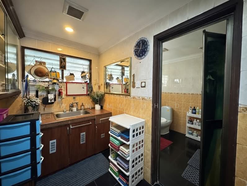 Bungalow for Sale in Ampang Jaya (Ampang) - Wan Mujahid - Bathroom - PropertyGuru.com.my