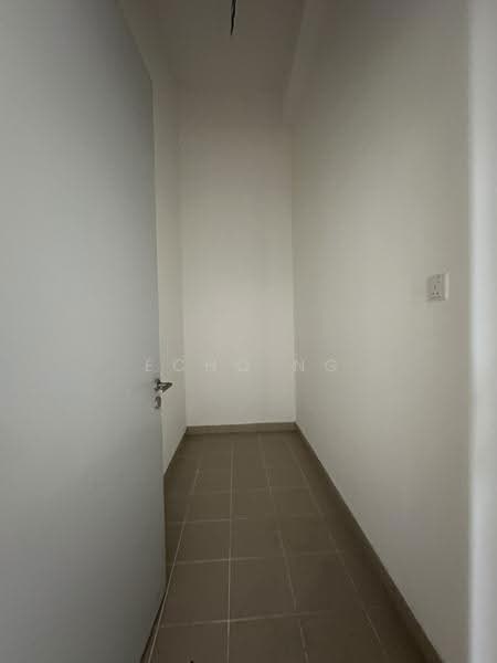 Condominium for Sale at Dua Menjalara - Echo Ng - Corridor - PropertyGuru.com.my