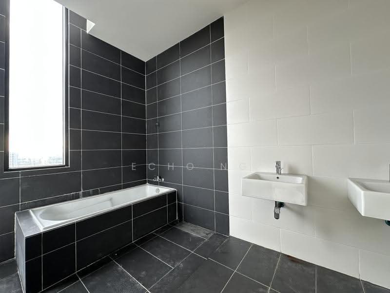 Condominium for Sale at Dua Menjalara - Echo Ng - Bathroom - PropertyGuru.com.my