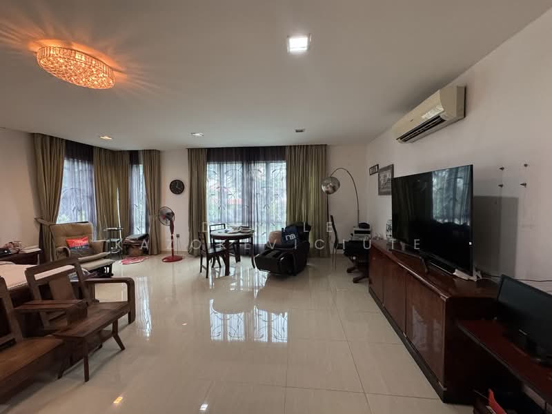 Bungalow for Sale in Bukit Damansara (Damansara Heights) - Dovile Kazokeviciute - Living Room - PropertyGuru.com.my